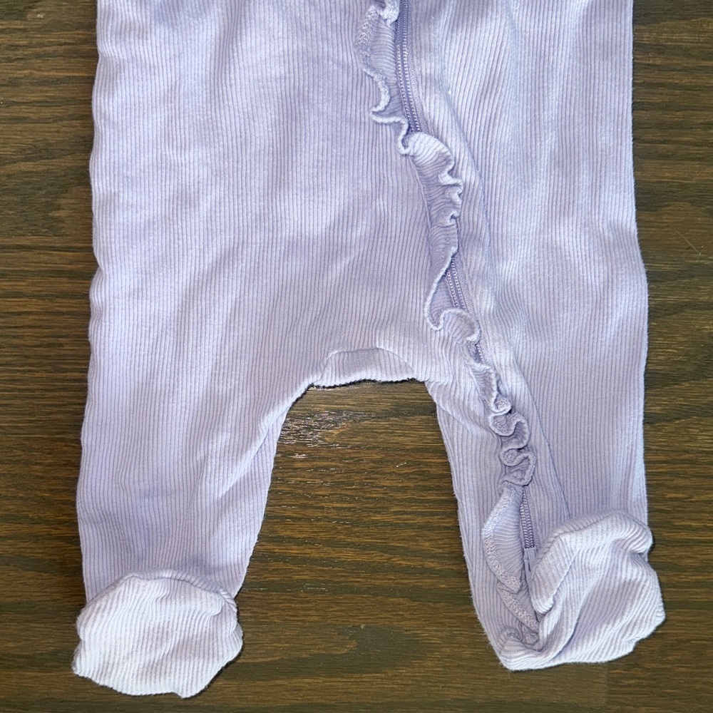 babyGAP Lavender Ribbed & Ruffled Two-Way Zip One-Piece | 0-3 Months - Picture 4 of 8